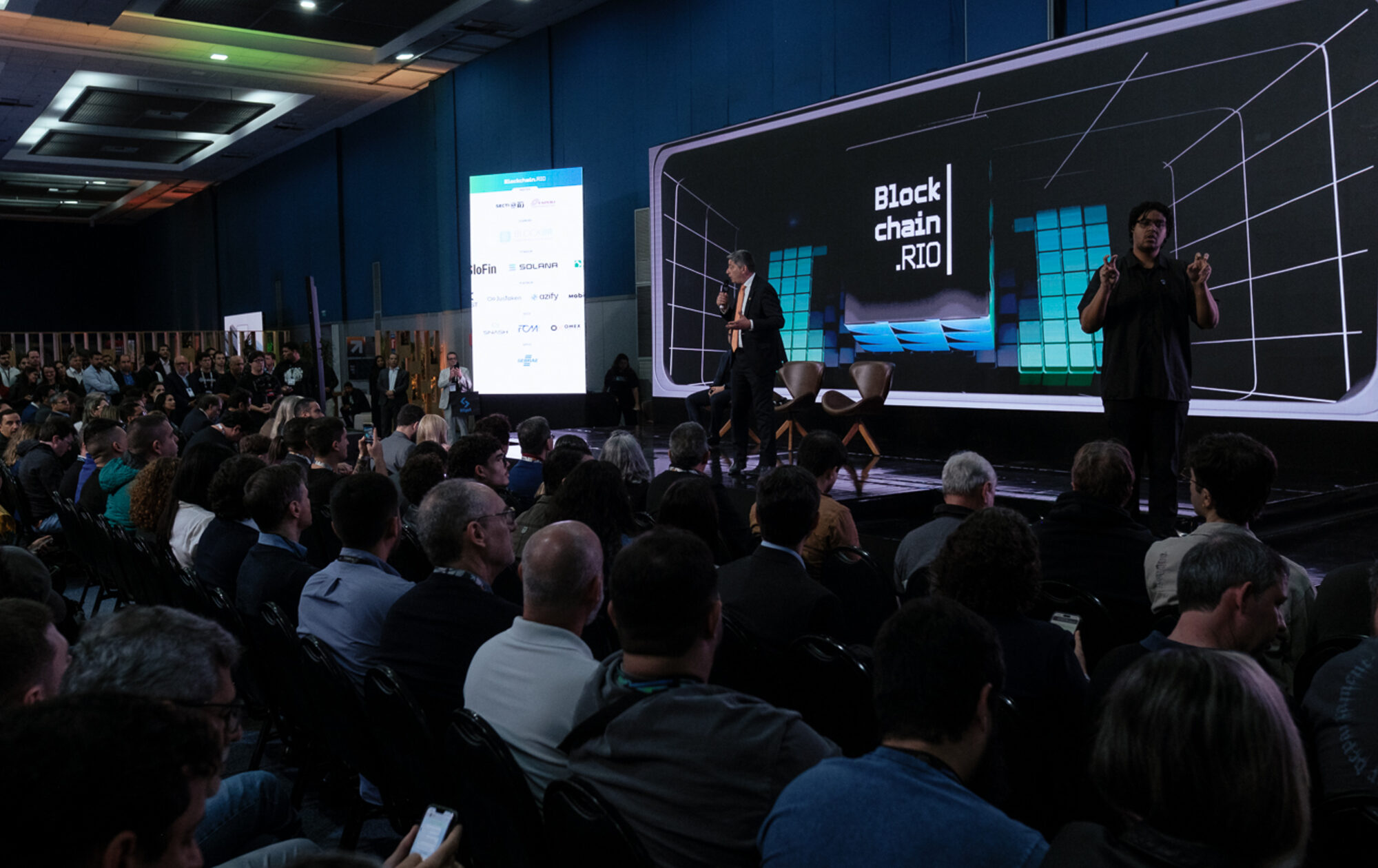 Palco principal de conferência de tecnologia